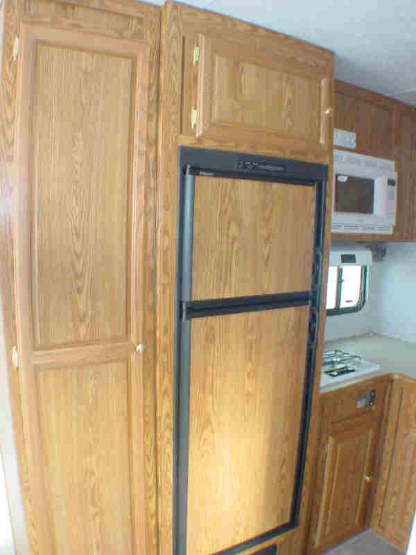 Refrigerator and cabinet