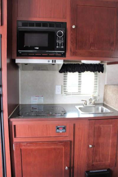 Enclosed Trailer with Living Quarters 40' 2023 Sleeps 4