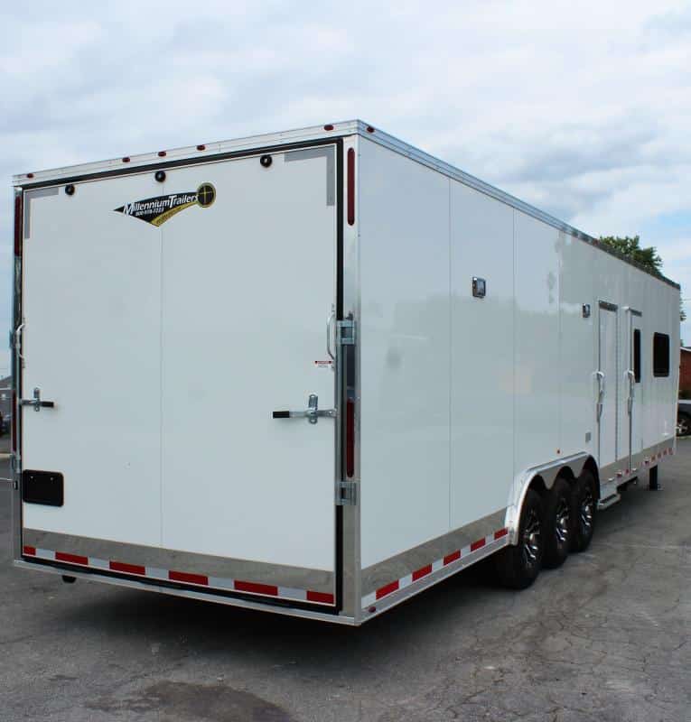 Enclosed Trailer with Living Quarters 40' 2023 Sleeps 4